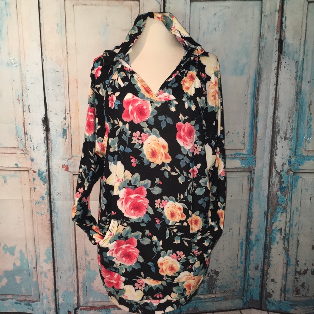 PLUS SIZE HOODIE